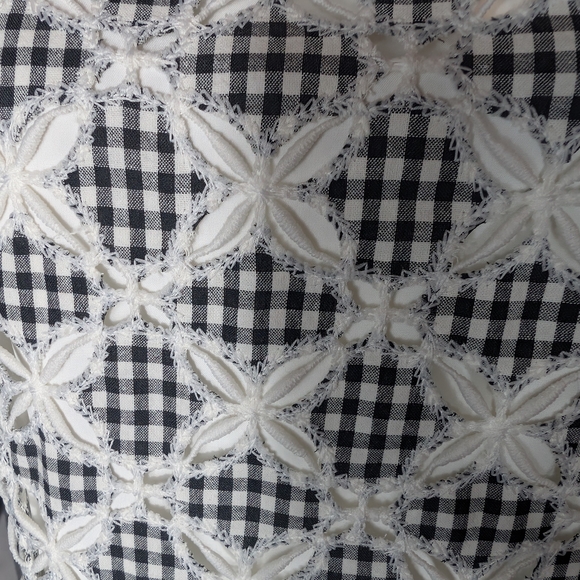 Lulu's Black and White Geometric Midi Dress - Picture 10 of 13